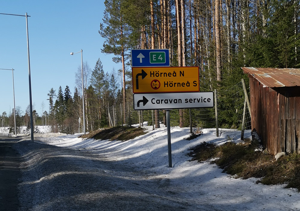 TL Caravan Service